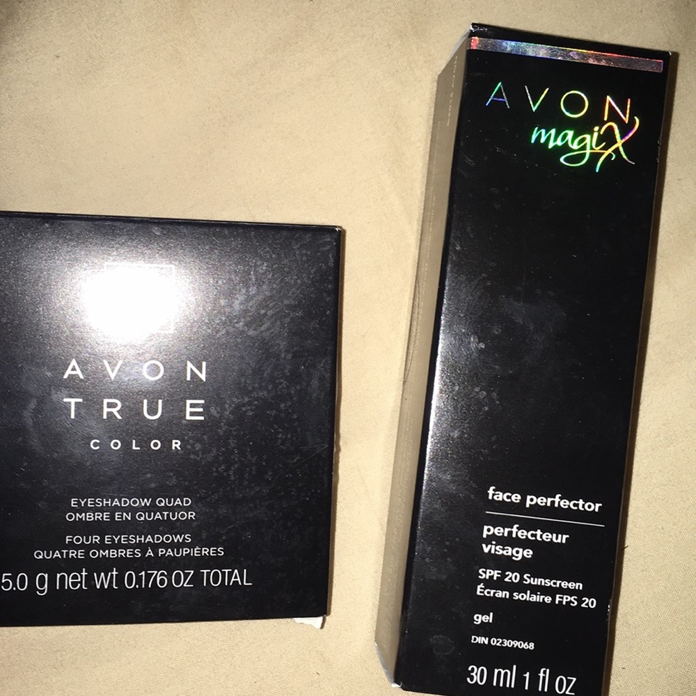 AVON TRUE colors